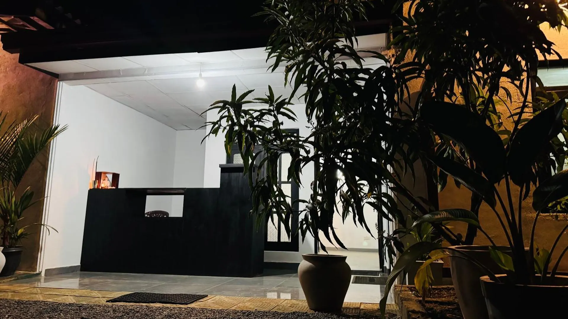 Hello Aliya Hostel سيغيرِيا سريلانكا