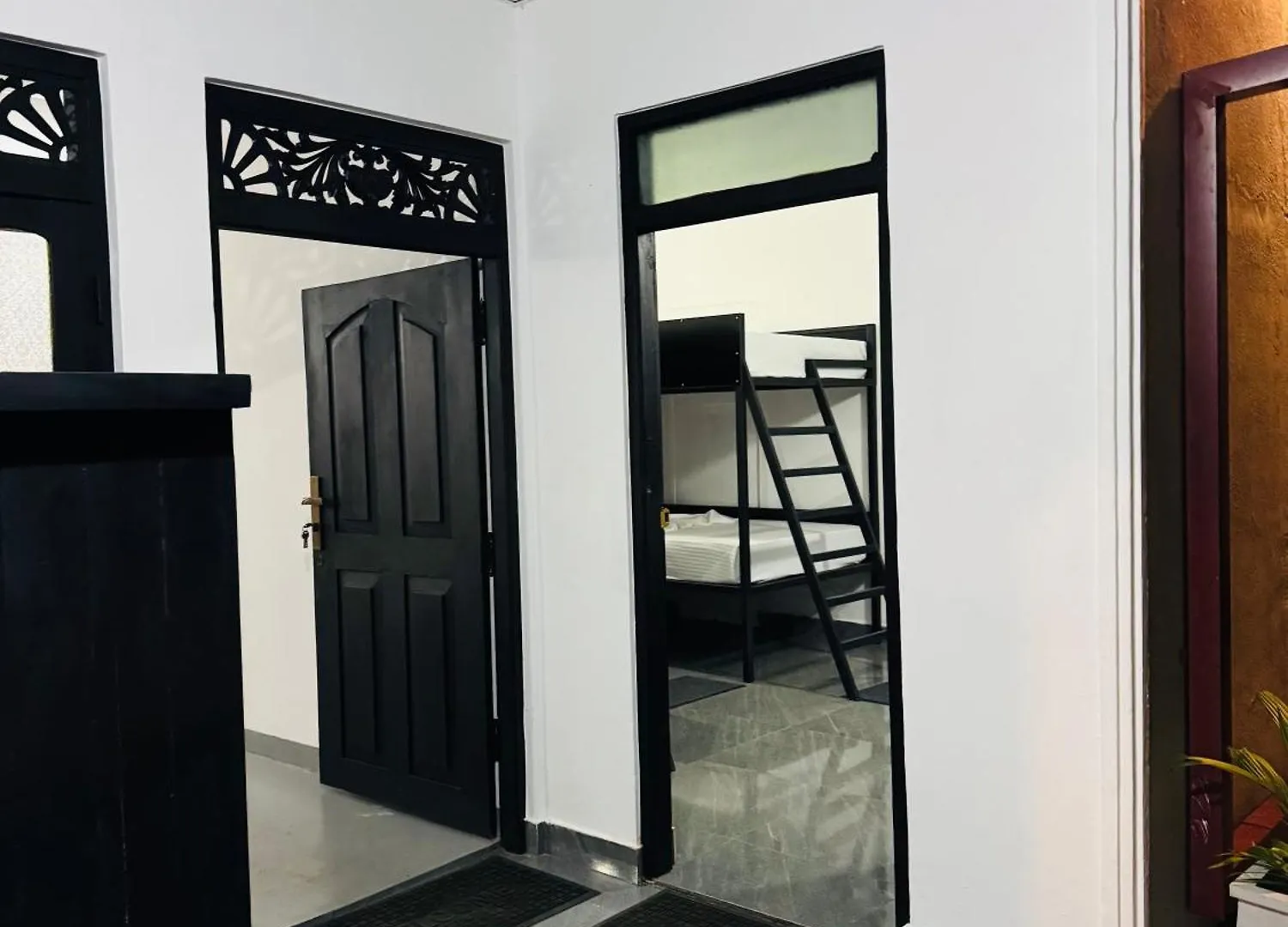 Hello Aliya Hostel سيغيرِيا سريلانكا